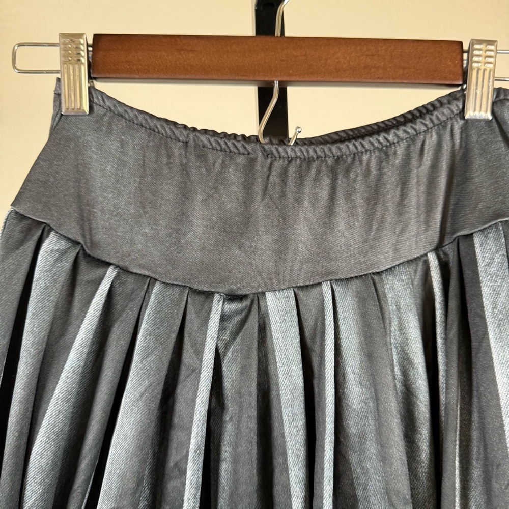 Wednesday Addams Pleated Maxi Skirt Small Charcoal Gray Gothcore Cosplay School - Picture 8 of 10